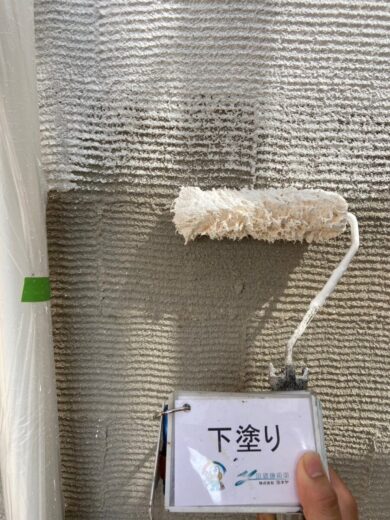 奈良県奈良市Y様邸　外壁塗装・屋根塗装・防水工事 外壁下塗り