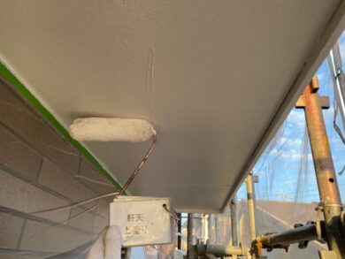 奈良大和高田市W様邸　外壁塗装・屋根カバー工法・防水工事 軒天上塗り