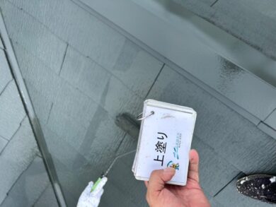 奈良県北葛城郡上牧町T様邸　外壁塗装・屋根塗装・防水工事 屋根上塗り