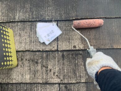奈良北葛城郡王寺町T様邸　外壁塗装・屋根塗装工事 屋根下塗り②