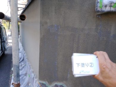 奈良県香芝市M様邸　外壁塗装・防水工事 外塀塗装下塗り2回目