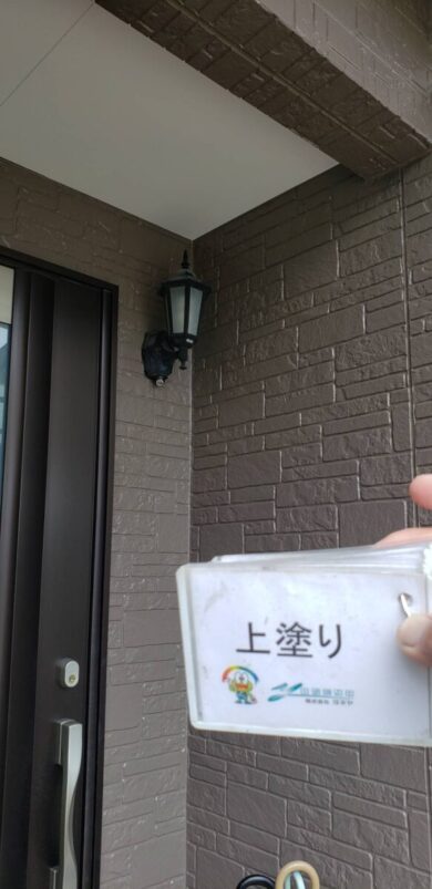 奈良香芝市K様邸　外壁塗装・屋根塗装工事 外壁上塗り