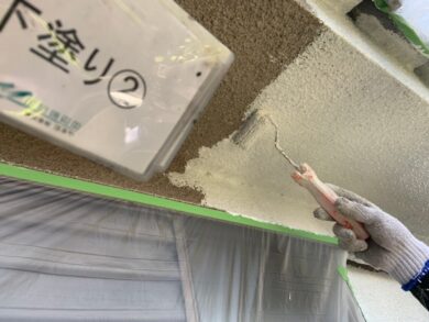 奈良御所市T様邸　外壁塗装・防水工事 外壁下塗り②