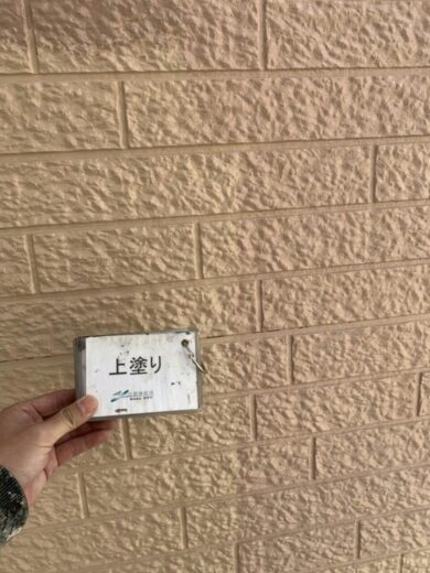 奈良香芝市K様邸　外壁塗装・屋根塗装工事 外壁上塗り