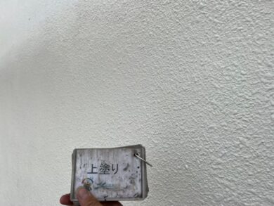 奈良県御所市T様邸　外壁塗装・屋根塗装工事　 外壁上塗り