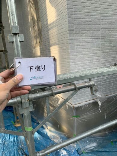 奈良香芝市K様邸　外壁塗装・屋根塗装・防水工事 外壁塗装下塗り