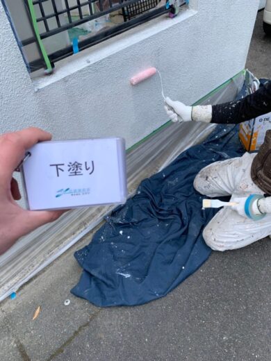 奈良葛城市M様　外壁塗装・防水工事 外塀塗装下塗り