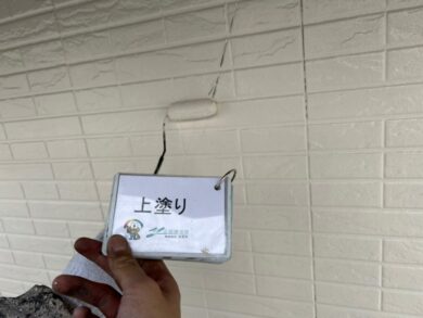 奈良北葛城郡広陵町M様邸　外壁塗装・屋根塗装工事 外壁上塗り