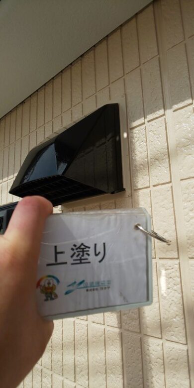 奈良香芝市A様　外壁塗装・屋根塗装工事 外壁上塗り