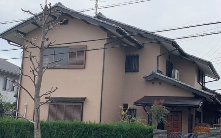 奈良の香芝市の株式会社ヨネヤの外壁塗装と屋根塗装のブラウン
