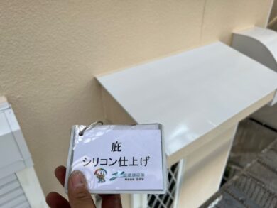 奈良香芝市H様邸　外壁塗装・屋根塗装・防水工事 庇シリコン仕上げ