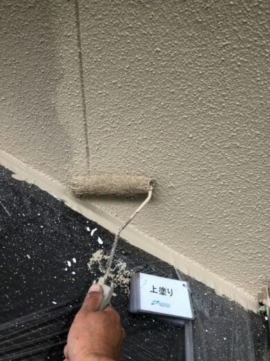 奈良香芝市T様邸　外壁塗装・屋根塗装・防水工事 外壁塗装上塗り