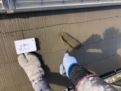 奈良県北葛城郡上牧町H様邸　外壁塗装・屋根塗装・防水工事　 屋根塗装上塗り