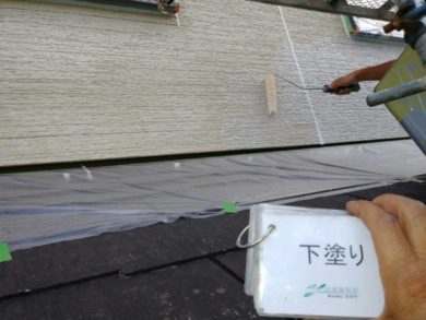 奈良県大和高田市Ｉ様邸 　外壁塗装・屋根塗装工事 外壁の下塗り