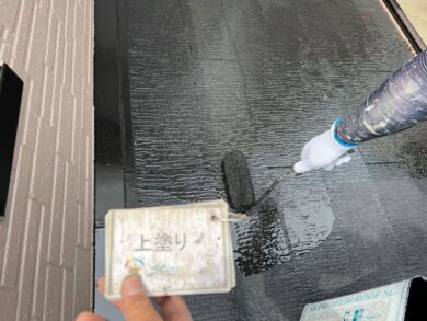 奈良香芝市H様邸　外壁塗装・屋根塗装・防水工事 屋根上塗り