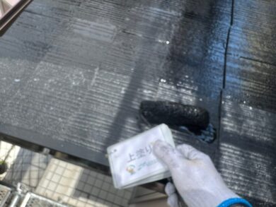 奈良県奈良市W様邸　外壁塗装・屋根塗装・防水工事　 屋根上塗り