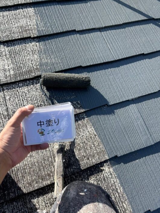 奈良県奈良市二名N様邸　外壁塗装・屋根塗装工事 屋根　中塗り