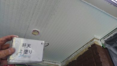 奈良香芝市K様　外壁塗装・屋根塗装 軒天上塗り