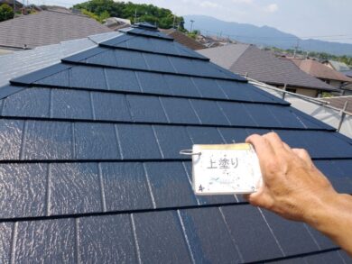 奈良県北葛城郡上牧町M様邸　外壁塗装・屋根塗装工事 屋根上塗り