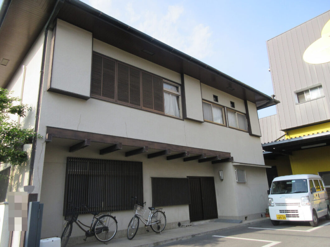 奈良県北葛城郡広陵町I様邸　外壁塗装・屋根塗装工事 施工前の写真