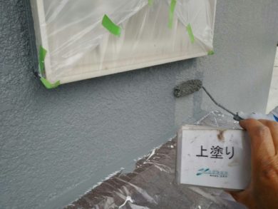 奈良県生駒郡三郷町M様邸　外壁塗装・屋根塗装工事 外壁塗装上塗り