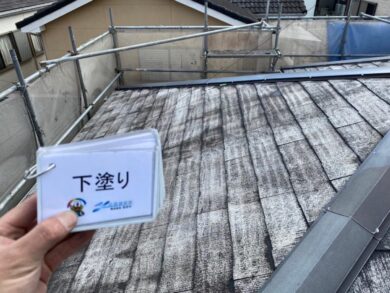 奈良県香芝市F様邸　外壁塗装・屋根塗装工事 屋根下塗り