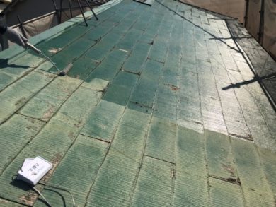 奈良北葛城郡上牧町S様　外壁塗装・屋根塗装・防水工事 屋根塗装下塗り