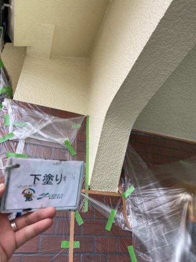 奈良県葛城市K様邸　外壁塗装・屋根塗装工事 外壁下塗り