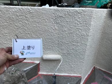 奈良県北葛城郡王寺町E様邸　外壁塗装・屋根塗装工事 上塗り