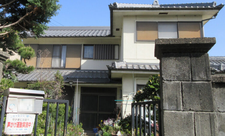 奈良北葛城郡王寺町U様　外壁塗装工事 施工前の写真
