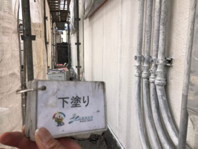 奈良葛城市M様　外壁塗装工事 外壁塗装下塗り