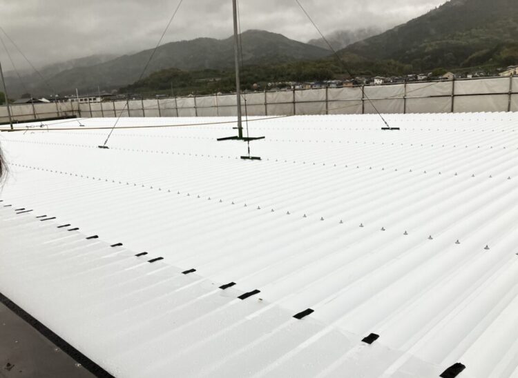 奈良県桜井市株式会社I様　外壁塗装・屋根カバー工事 施工後の写真