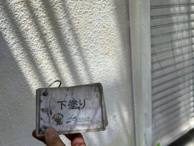 奈良香芝市H様邸　外壁塗装・屋根塗装・防水工事 外壁下塗り