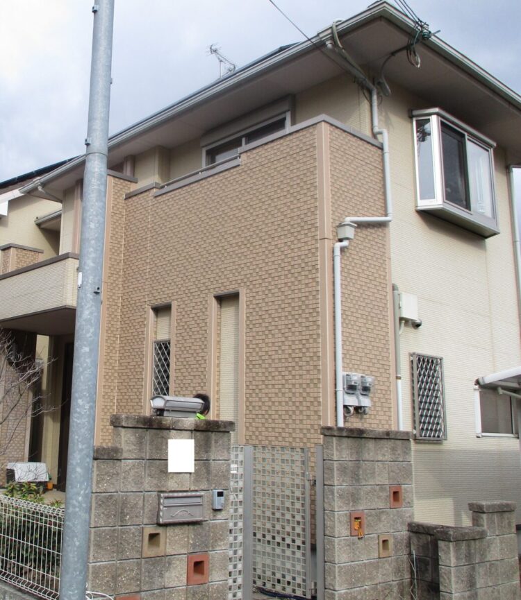 奈良香芝市O様　外壁塗装工事 施工前の写真