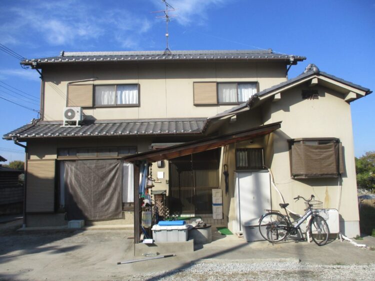 奈良香芝市F様　外壁塗装工事 施工前の写真