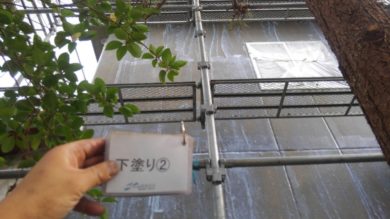 奈良県葛城市O様邸　外壁塗装・屋根葺き替え工事 外壁塗装　下塗り2回目