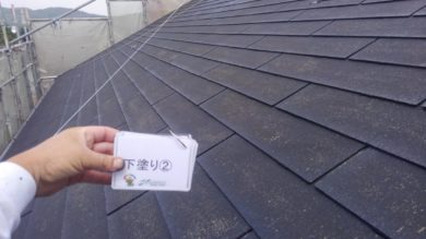 奈良香芝市Y様　外壁塗装・屋根塗装・ベランダ防水・外塀塗装工事 屋根塗装下塗り2回目