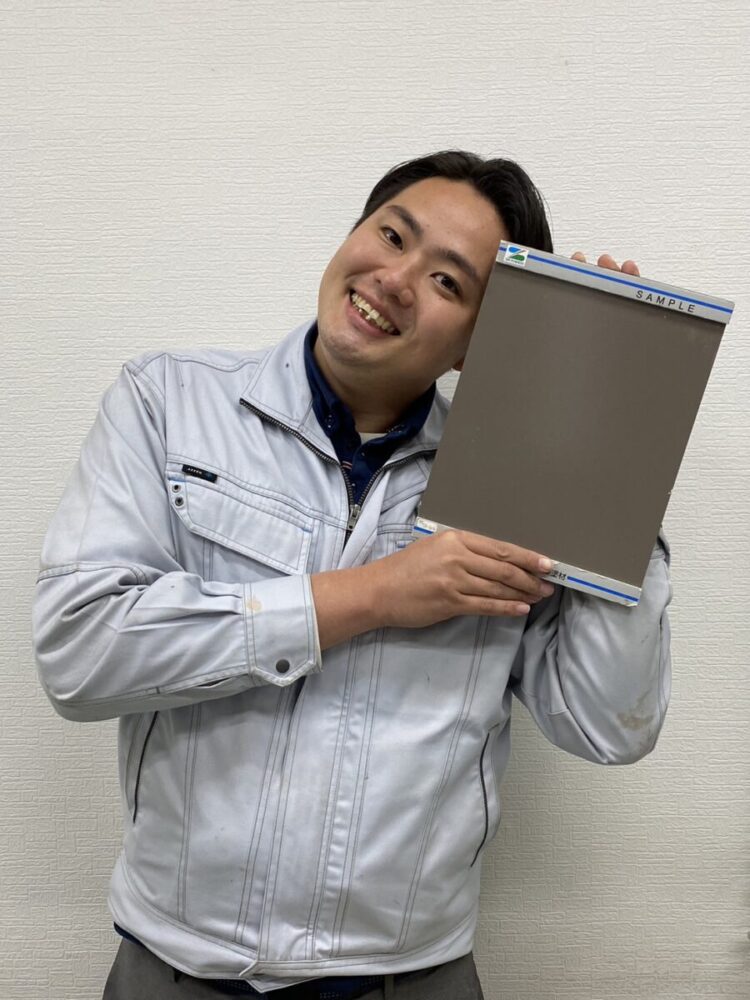 奈良の香芝の株式会社ヨネヤの外壁塗装と屋根塗装の石原さん