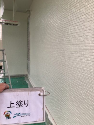 奈良県葛城市K様邸　外壁塗装・屋根塗装・防水工事 外壁上塗り