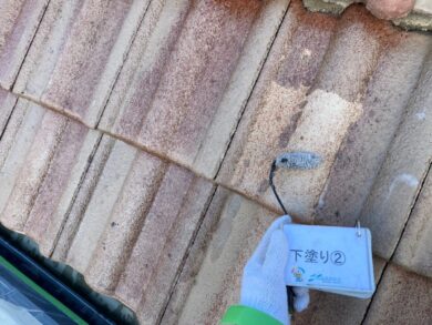 奈良県奈良市K様邸　外壁塗装・屋根塗装・防水工事 屋根下塗り②