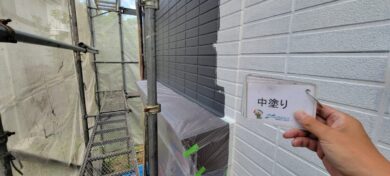 奈良県奈良市S様邸　外壁塗装・屋根塗装工事 外壁中塗り