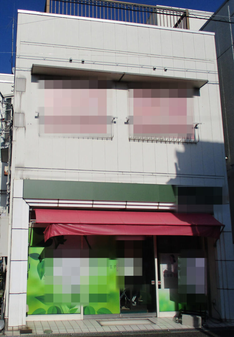 奈良県磯城郡田原本町N様邸（店舗）　外壁塗装・屋根塗装・防水工事 施工前の写真