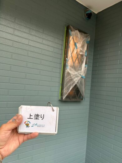 奈良県香芝市M様邸　外壁塗装・屋根塗装・防水工事 外壁上塗り