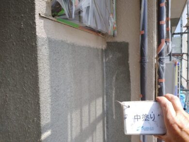 奈良北葛城郡王寺町M様邸　外壁塗装工事 外壁中塗り