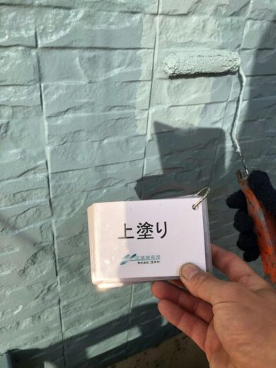 奈良御所市N様　外壁塗装・屋根塗装工事 外壁塗装1F上塗り