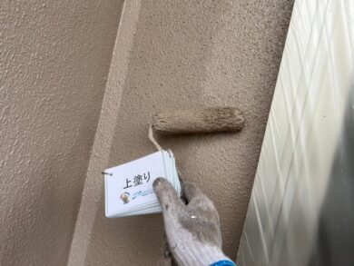 奈良県奈良市W様邸　外壁塗装・屋根塗装・防水工事　 外壁上塗り