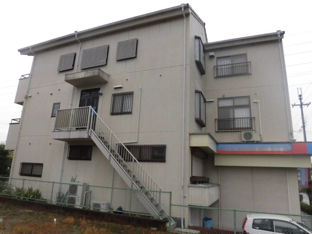 奈良県北葛城郡広陵町U様邸　外壁塗装・屋根塗装・防水工事 施工前の写真