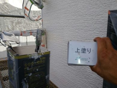 奈良県大和高田市Ｉ様邸 　外壁塗装・屋根塗装工事 外壁の上塗り