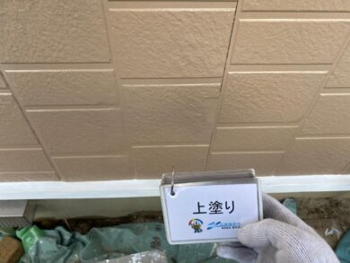 奈良県香芝市F様邸　外壁塗装・屋根塗装工事 外壁上塗り