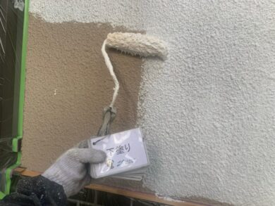 奈良大和高田市E様邸　外壁塗装工事 外壁下塗り